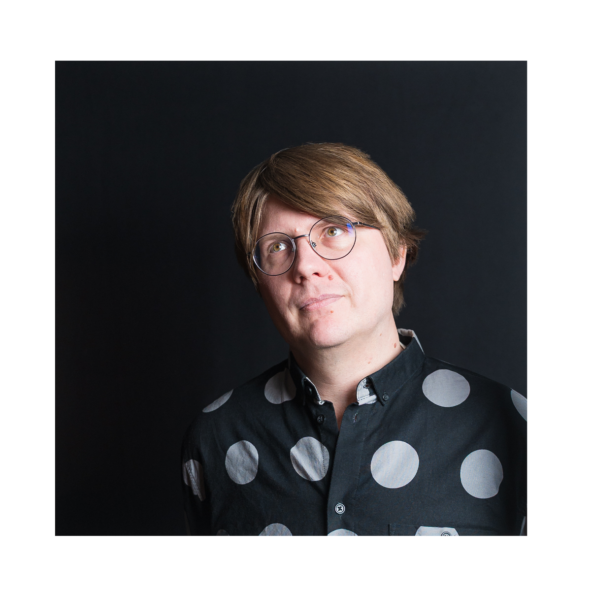 Fotografi av Niklas Willstedt. Valokuva Niklas Willstedt. Photography of Niklas Willstedt.